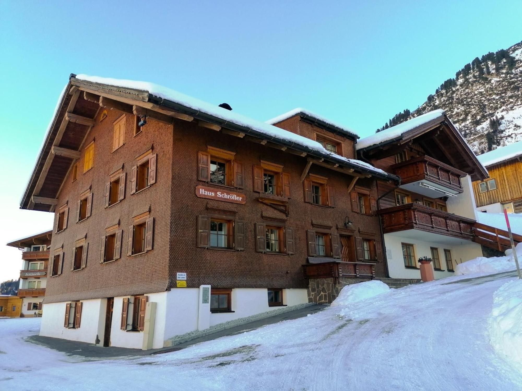 Haus Schroefler Apartment Лех ам Алберг Екстериор снимка